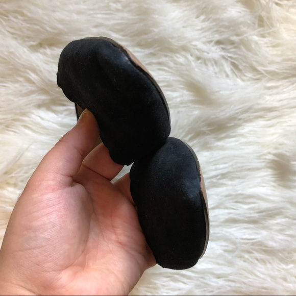 CYBER SALE🕊️Adrienne Vittadini Black Friskie Suede Pointed Toe  Flats neutral - Picture 4 of 7